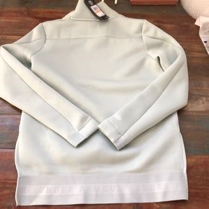 under armour move mock